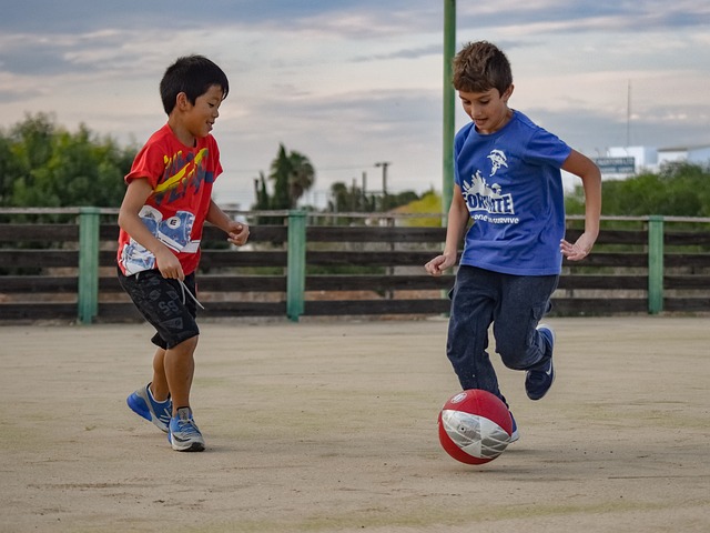 曼联非洲杯三人组去留成谜，阿莫林乐观态度背后的深意