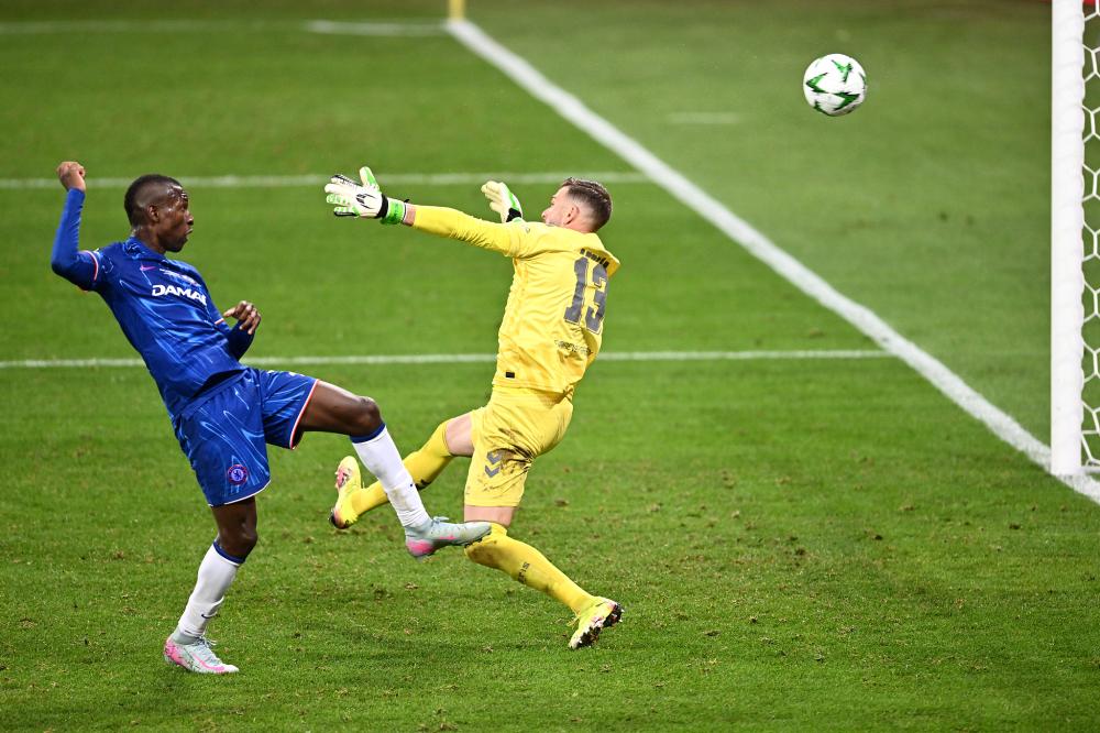 利雅得胜利4-1赛哈特海湾，C罗凌空倒钩破门，菲利克斯传射